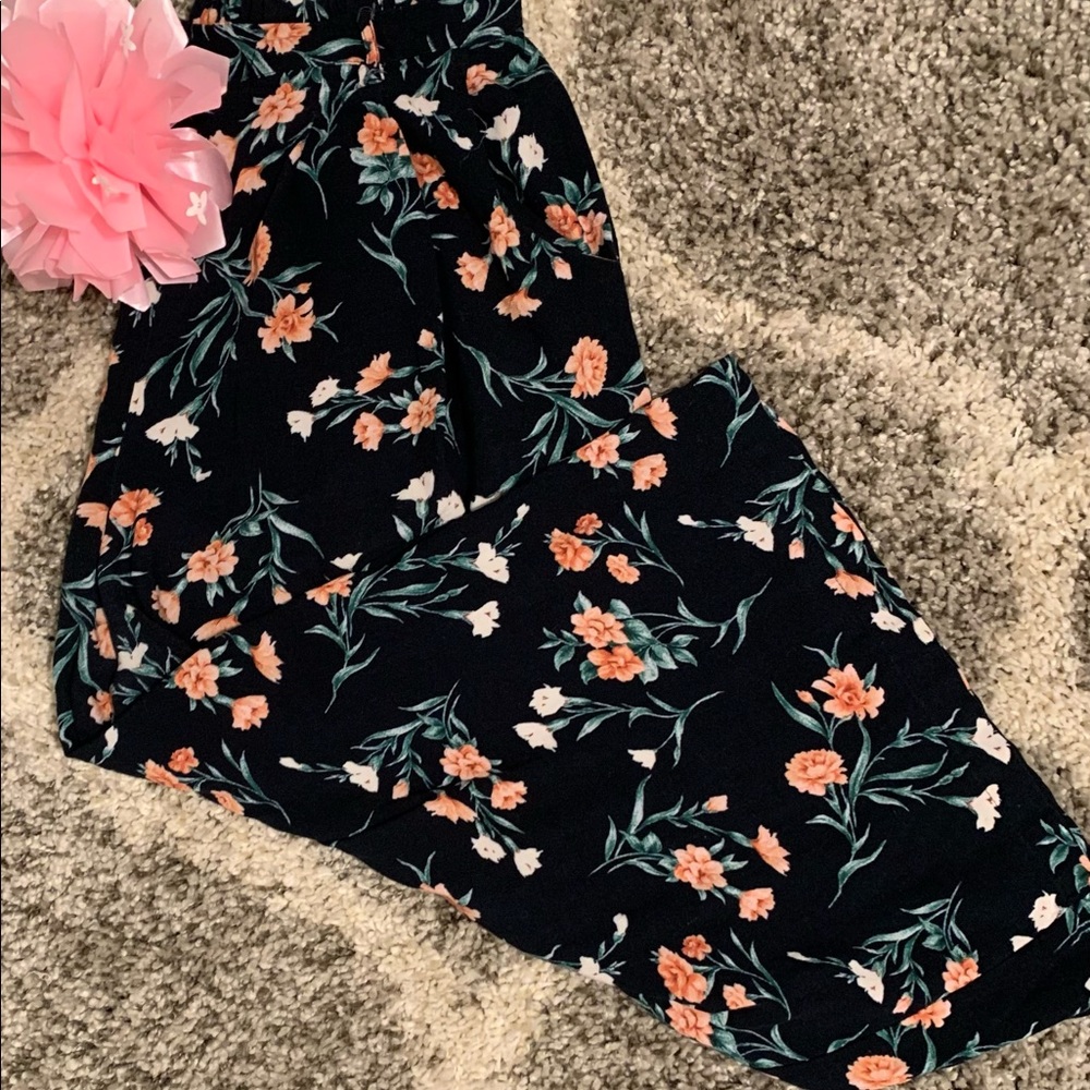 🌸 American Eagle wide Leg pants